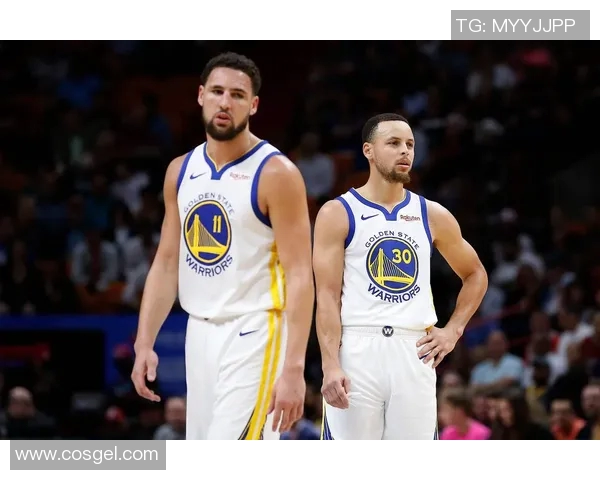 2017季后赛勇士与爵士第三场对决精彩回顾与赛后分析